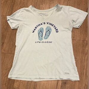 Life is Good Martha’s Vineyard small flip flops v-neck soft as a grape boutique​